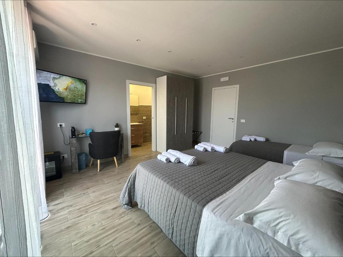Aqua B&B - Rooms And Apartments Milazzo Eksteriør bilde